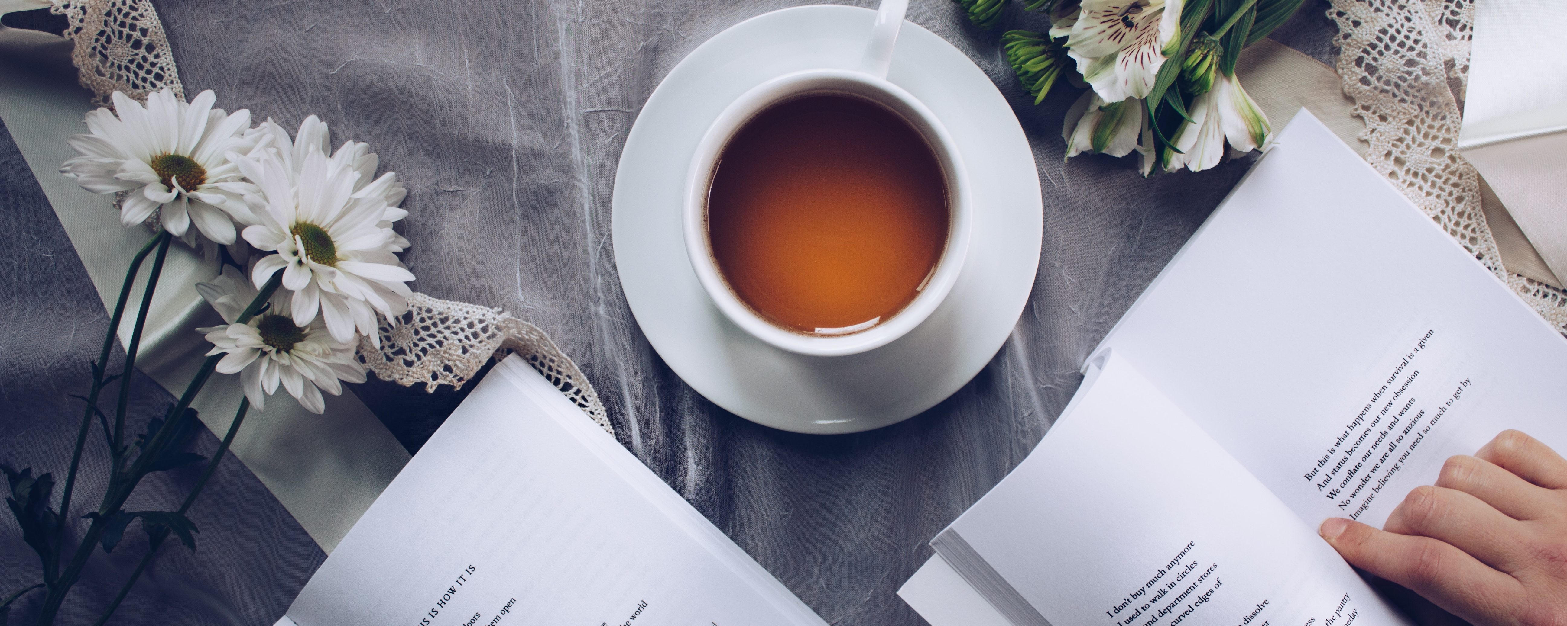 The 9 most famous classical love poems for her