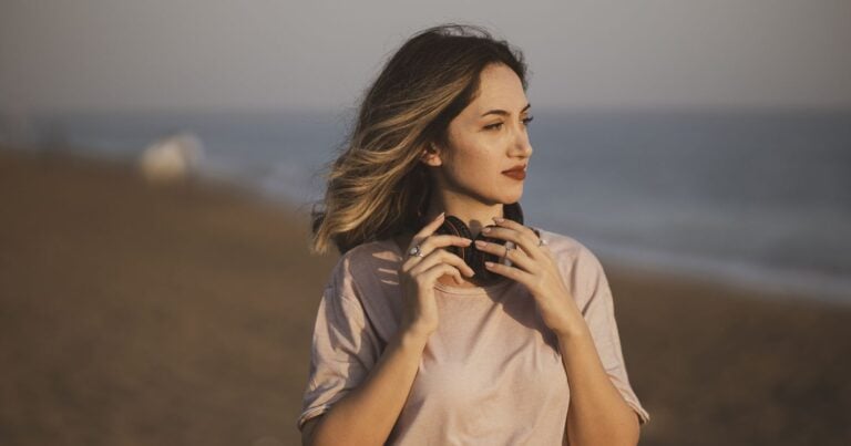 7 aspects of her life a strong woman will never compromise on 2 Ideapod - Redefining Self-Development