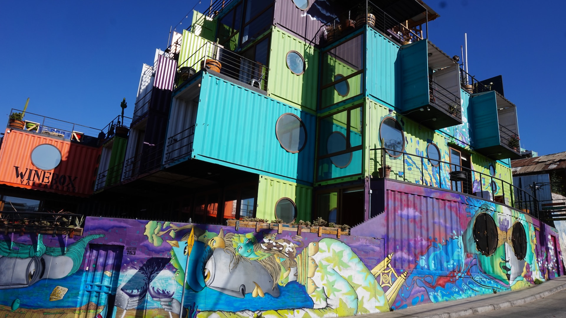 Restaurant Redesign with Shipping Containers