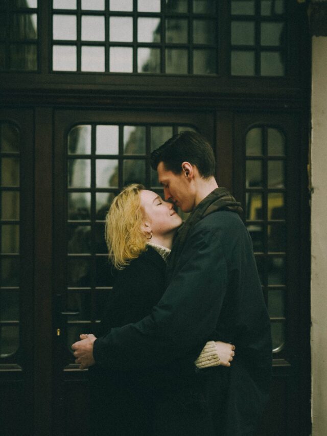 If your ex uses these 5 phrases, they secretly want you back