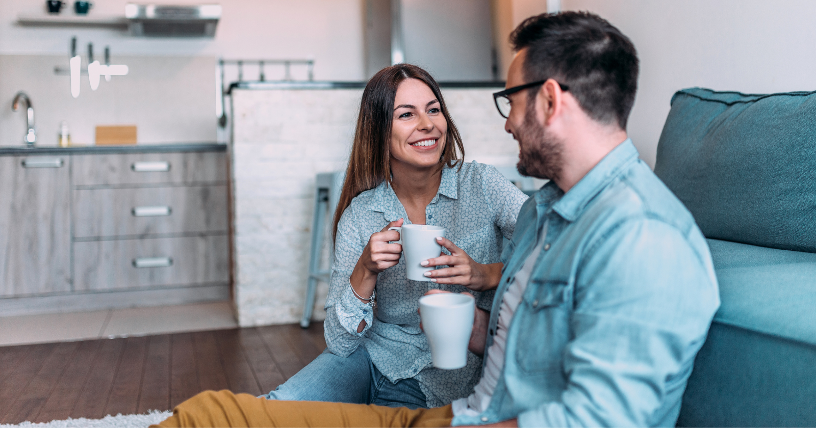 12 subconscious signs a man loves you, even if he hasn’t said it yet 1 pic1625 12 subconscious signs a man loves you, even if he hasn’t said it yet