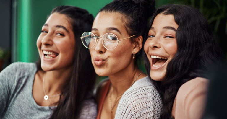 signs your positive energy attracts good people into your life Ideapod - Redefining Self-Development